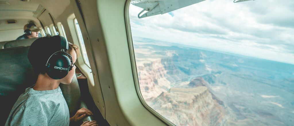 Westwind air service LT1 Wee Vzd6g unsplash