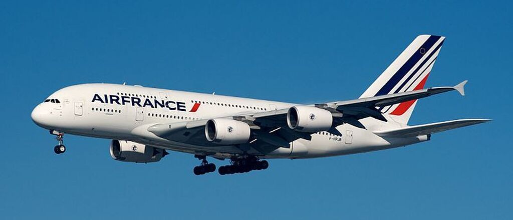 800px Air France Airbus A380 800 F HPJB