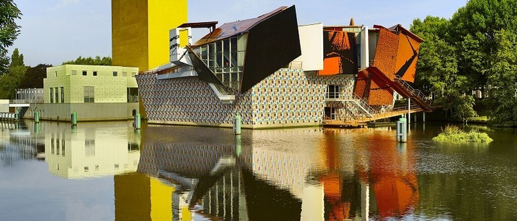 Gebouw Groninger Museum resized